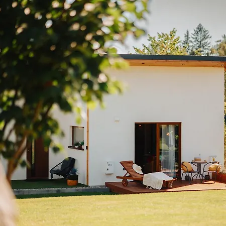 Nowoczesny Goldbach Semesterbostad *